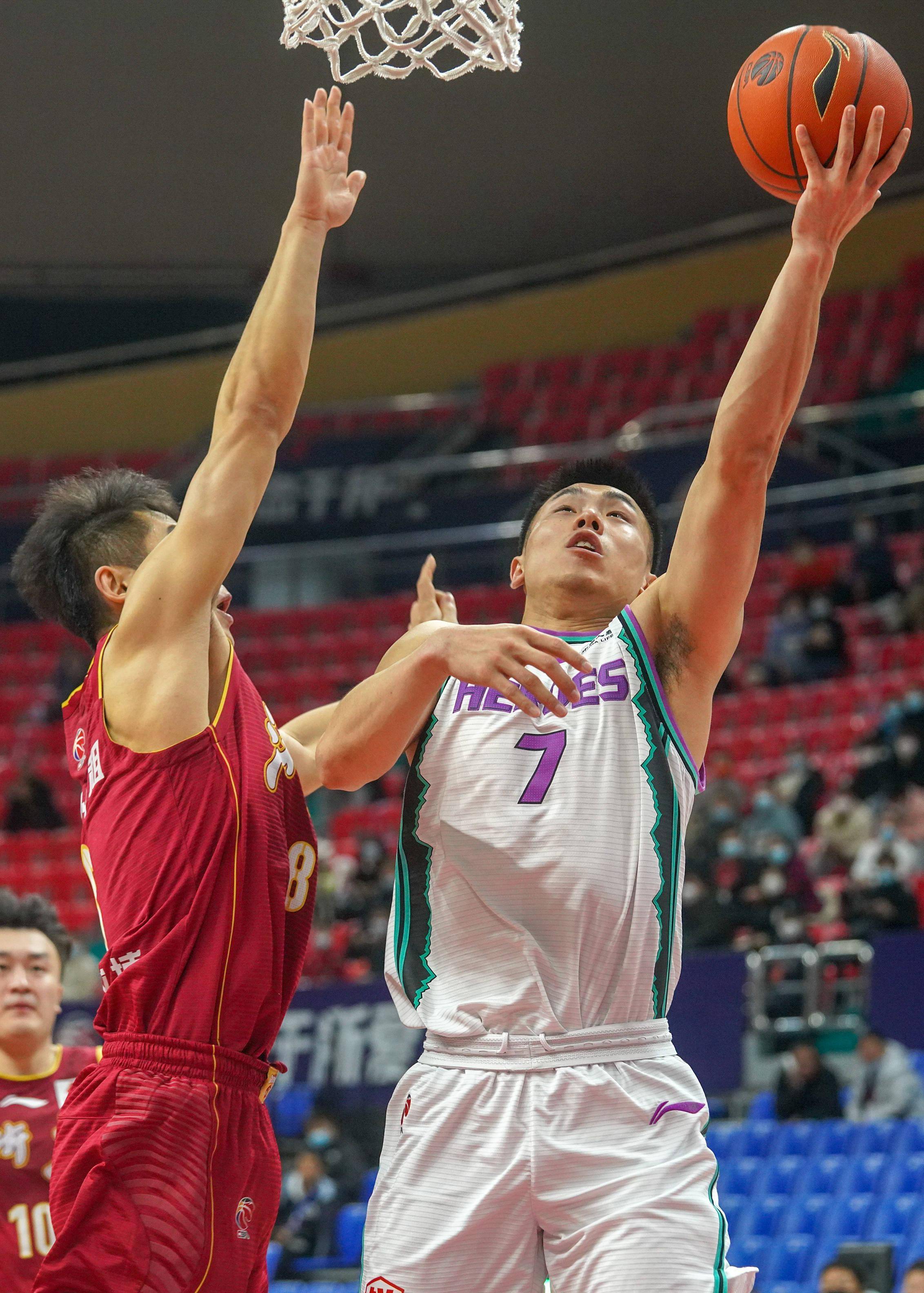 365bet官网_山东高速击败山西汾酒，CBA中游格局生变的简单介绍