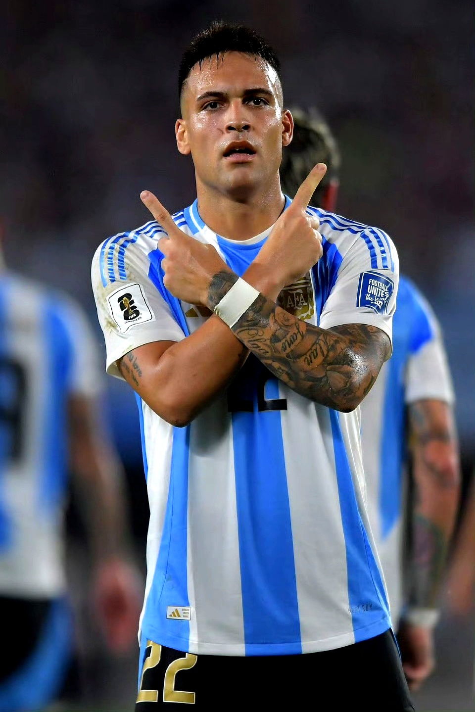 国际米兰意甲击败萨勒尼塔纳劳塔罗头球命中率多少